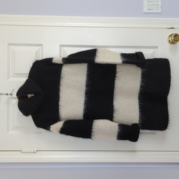 NWT Stockholm Atelier Fuzzy Wool Blend Long Sweater - Picture 7 of 7